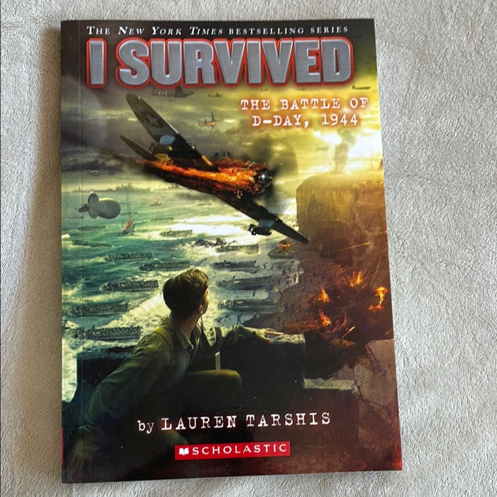 I Survived: The Battle of D-Day, 1944 paperback book